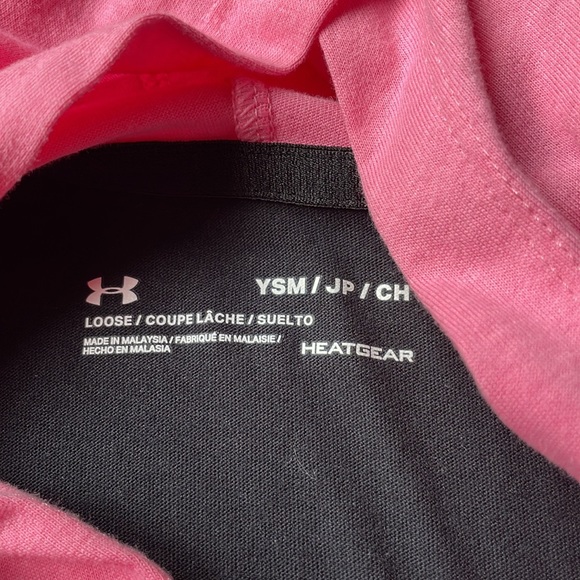 NWT Under armour small hooded shirt - Picture 2 of 2